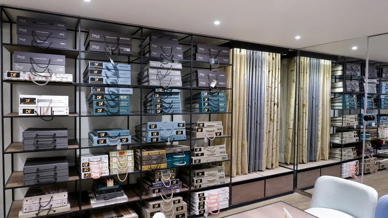 Wallpaper rolls and samples